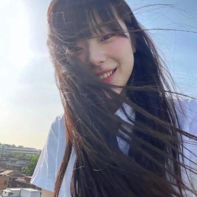 维奥莱特·诺齐埃尔
